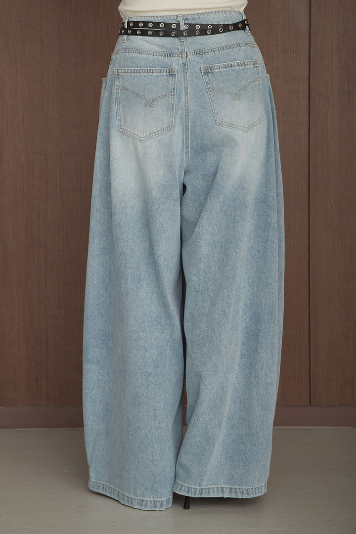 ロングベルト付きツータックバレルパンツ