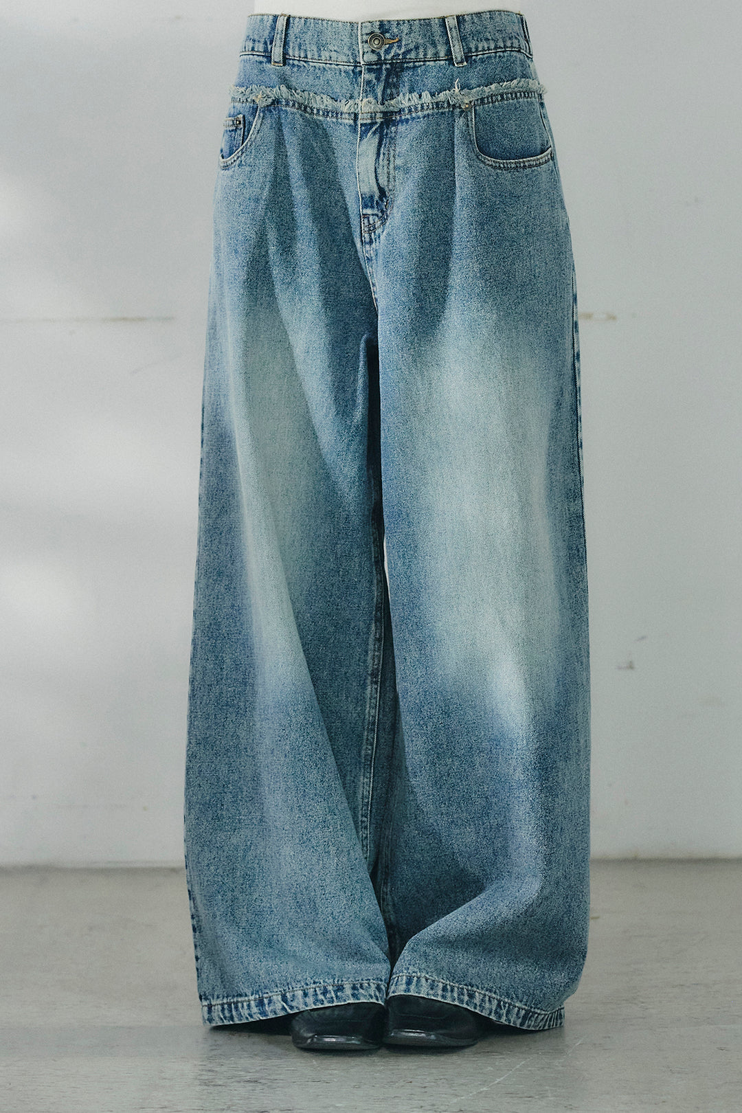 [SET]スラブネップツイードフリンジテーラードジャケット+ウエスト裁ち切りデニムワイドパンツ+サテンレースアシメキャミ(3set)