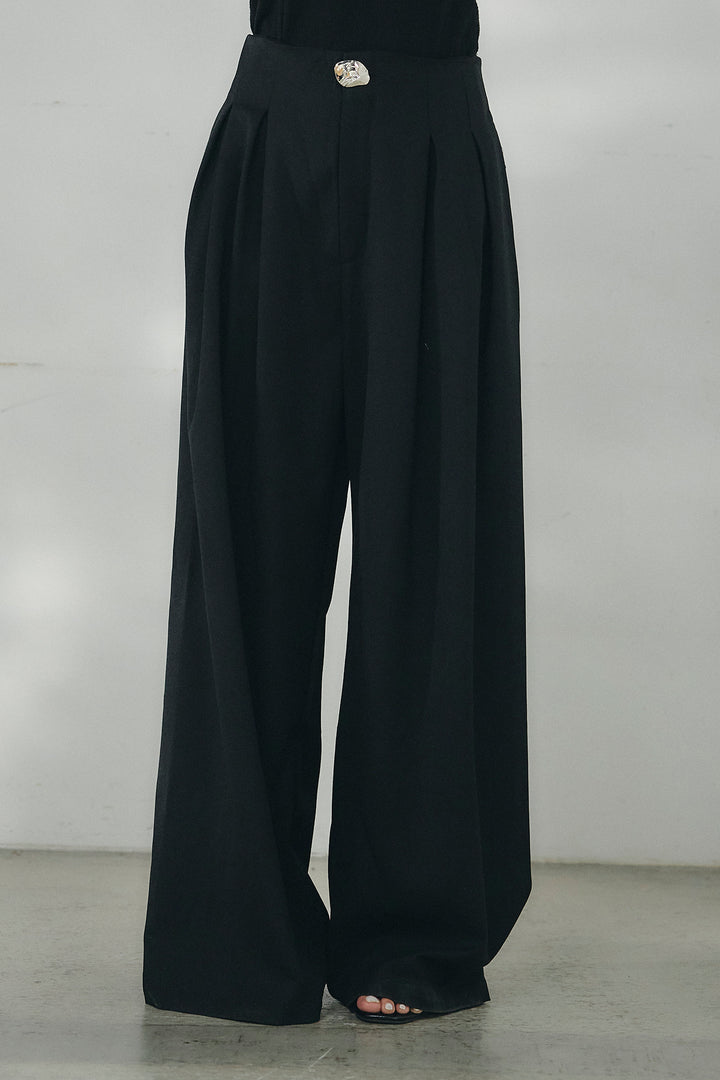 [SET]メタルプレートショート丈ジャケット+メタルプレートタックワイドパンツ(2set)