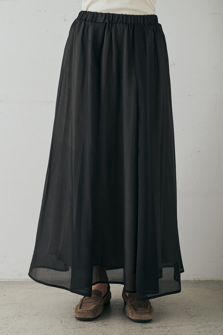 リラックスシアーフレアスカート