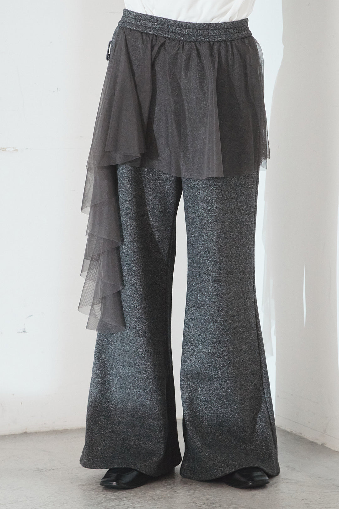 [SET]裏起毛レタリング刺繍フーディショートプルオーバー+チュールレイヤードニットパンツ(2set)