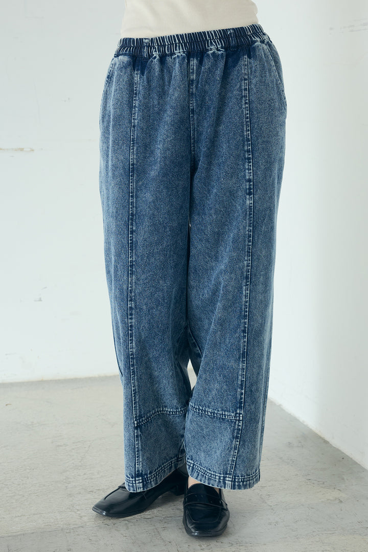 カラーデニムケミカル加工コクーンパンツ