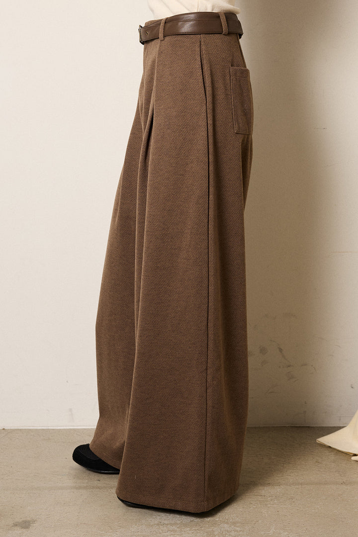 細ベルト付き起毛タックワイドパンツ