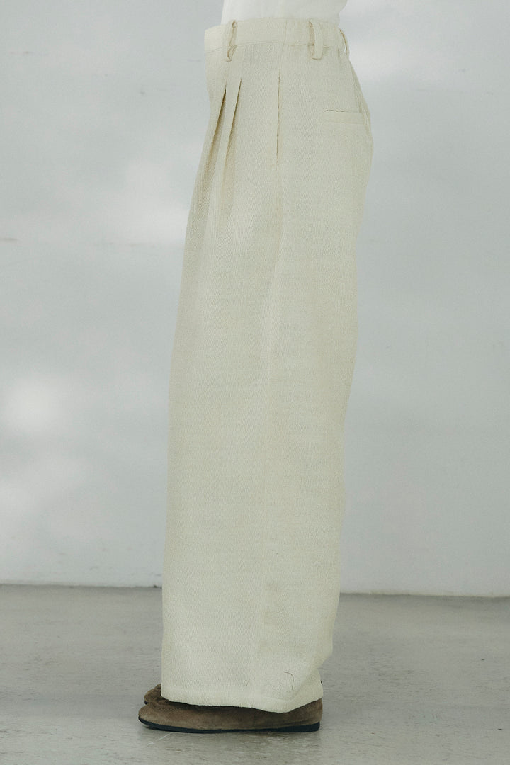 デニムライクヘリンボーンタックパンツ