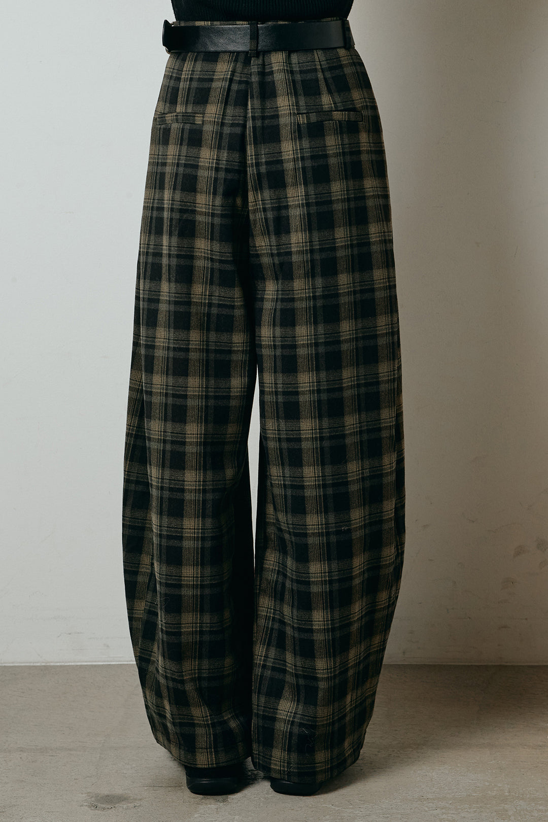 ベルト付きタータンチェックカーブワイドパンツ