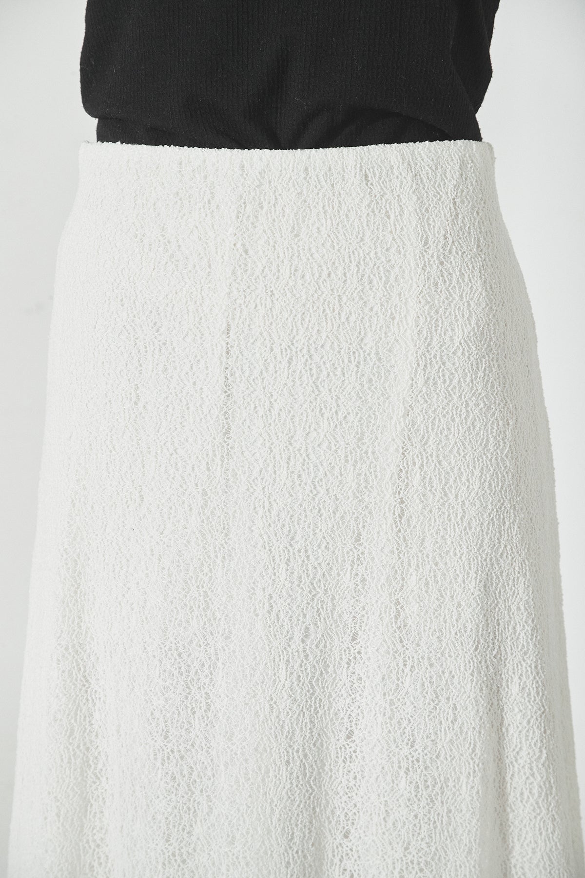 美品✨2023年 芽風　ロングスカート　シルク混　メッシュ　刺繍　変形　マキシ丈 美品✨2023年 芽風 ロングスカート シルク混 メッシュ 刺繍 変形