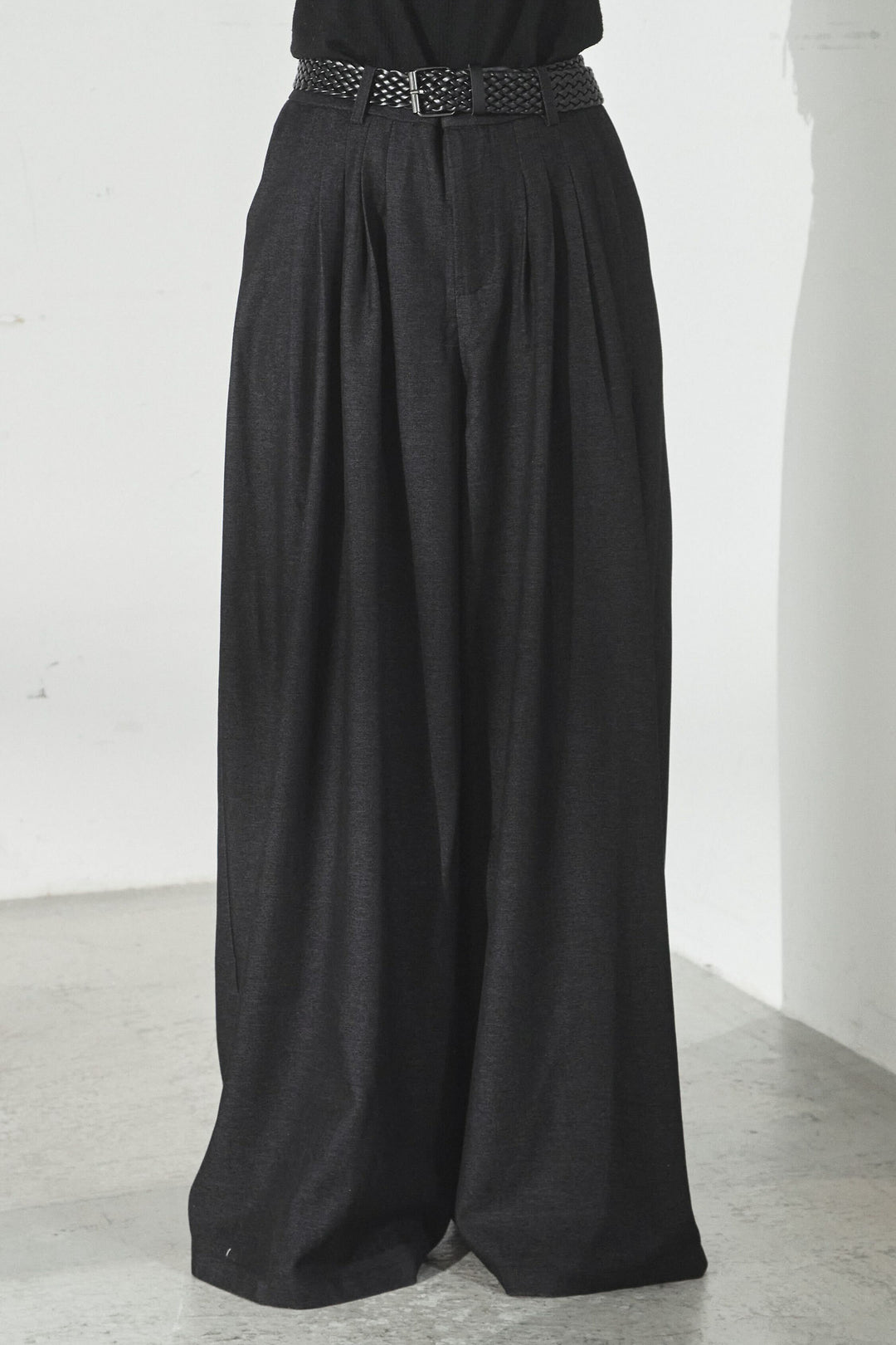 【即納】編みベルト付きウエストタックワイドパンツ