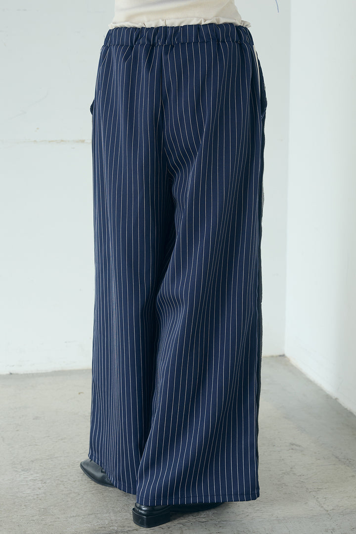 ストライプ柄トラックイージーパンツ