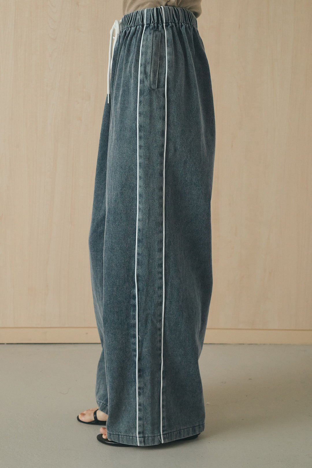 [SET]長袖襟付きレースシャツ+ドロストサイドラインデニムパンツ(2set)