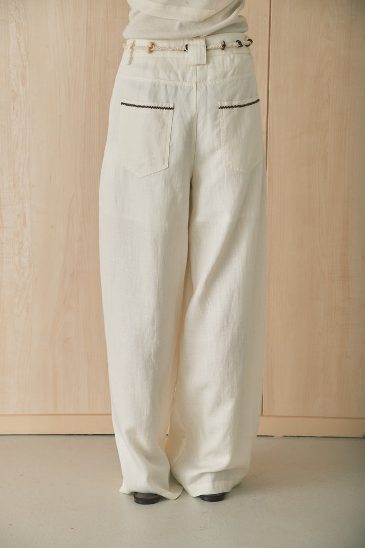麻混紐ベルト付きパンツ
