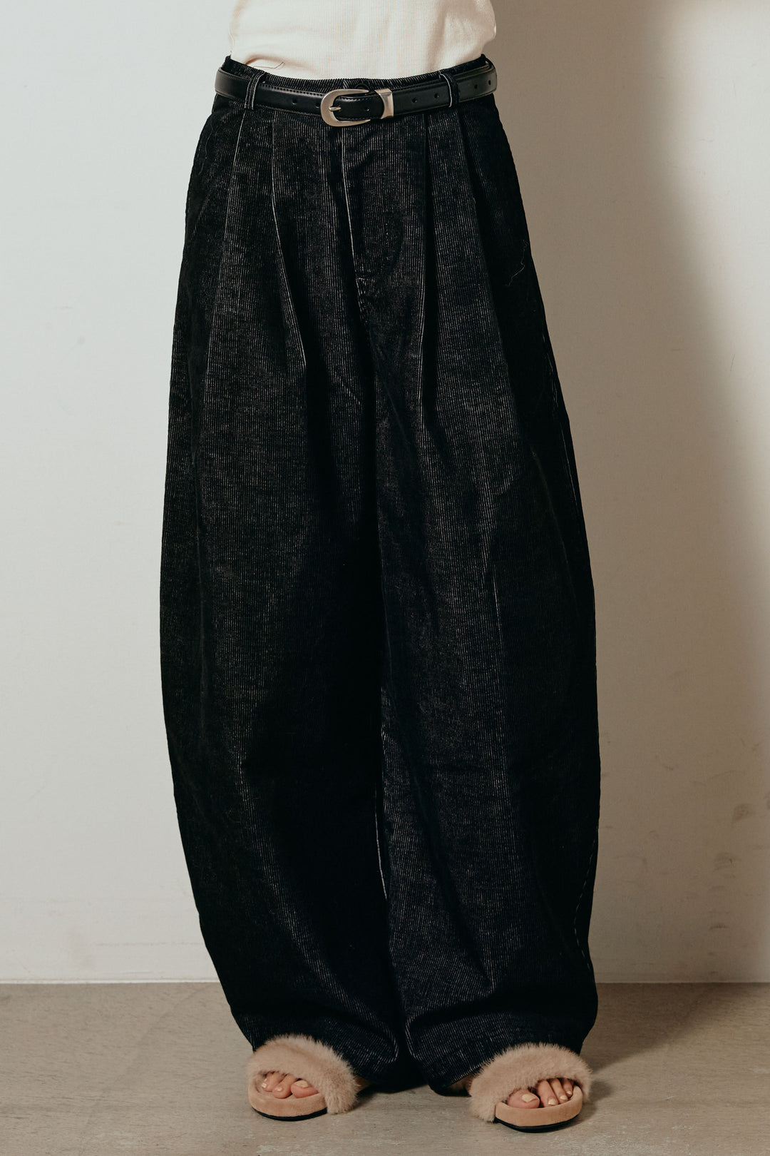 [SET]タイダイ柄シャギーニットトップス+フロントタック入りコーデュロイパンツ(2set)