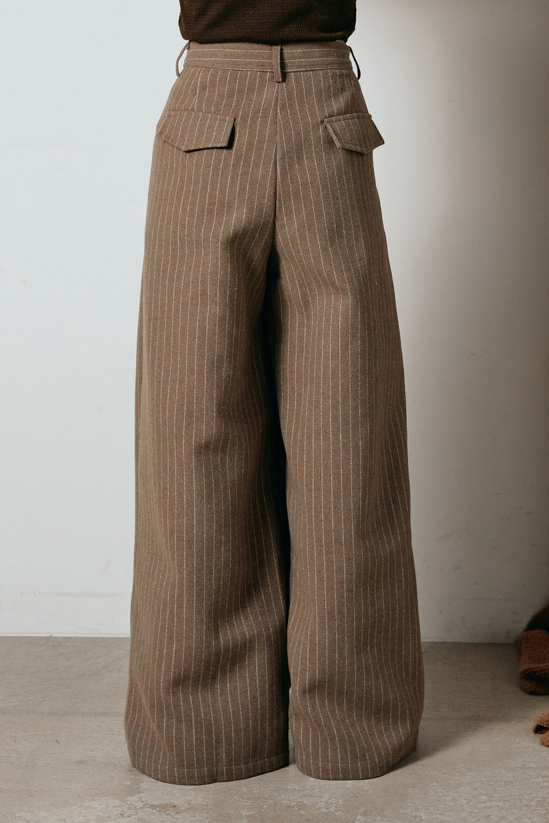 [SET]アシンメトリーフリルニットトップス+ウールライクチェックタックパンツ(2set)