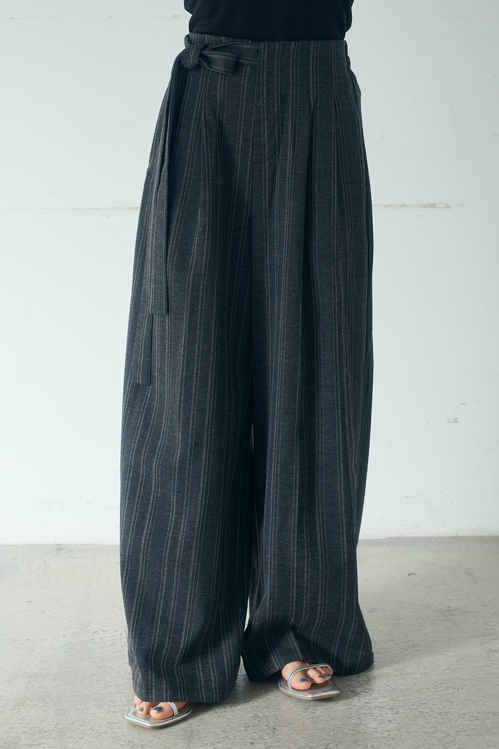リネンライクピンストライプサイドデザインパンツ