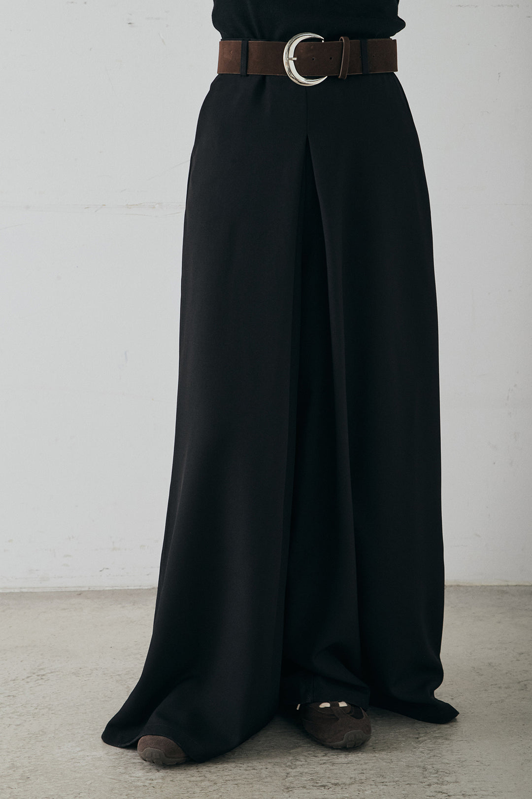 [SET]モコレースVネックカーディガン+太ベルト付きフロントタックパンツ(2set)