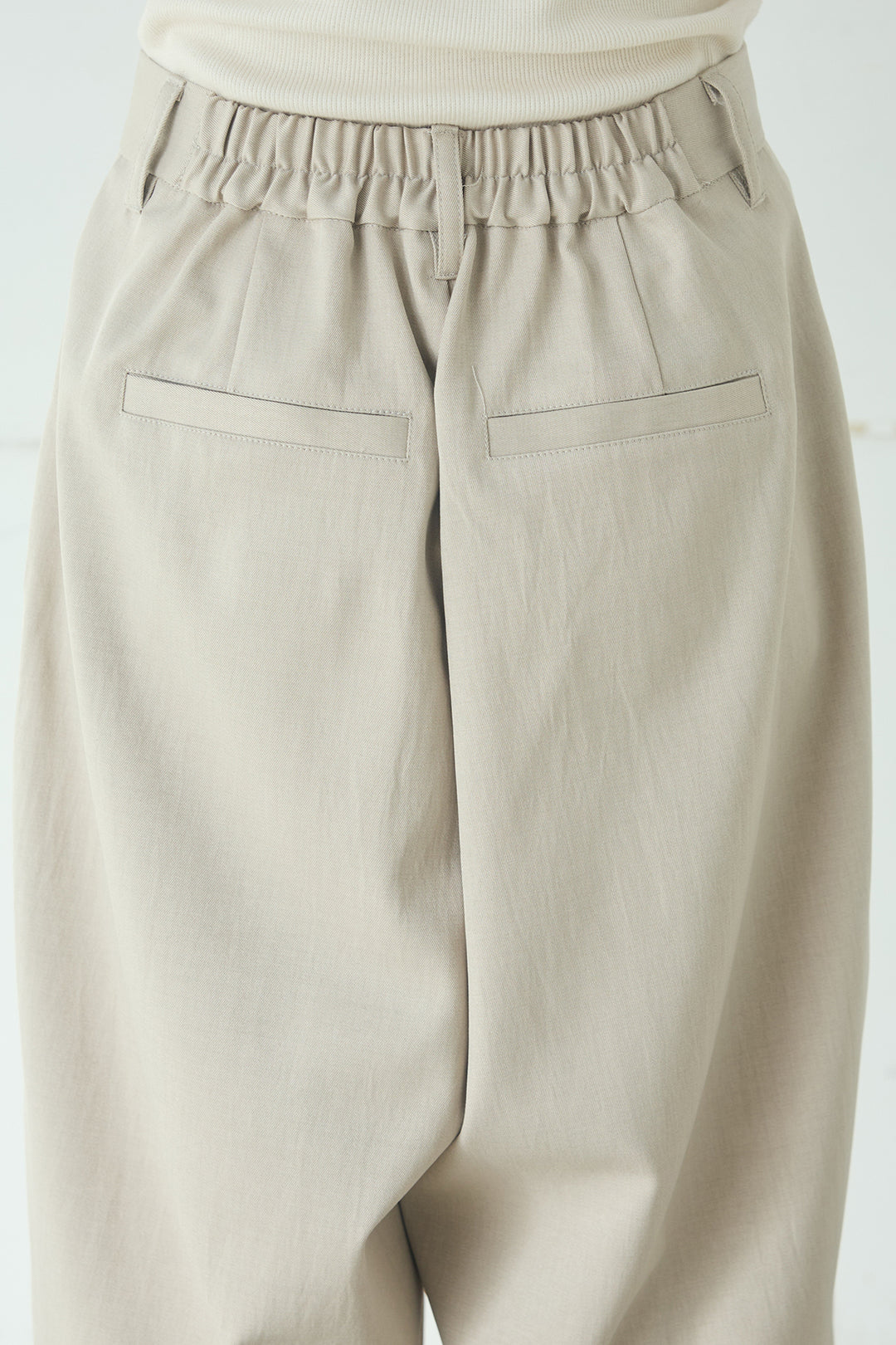 [SET]ベルト付きスタンドネックアウター+ツイルタックハーフパンツ(2set)