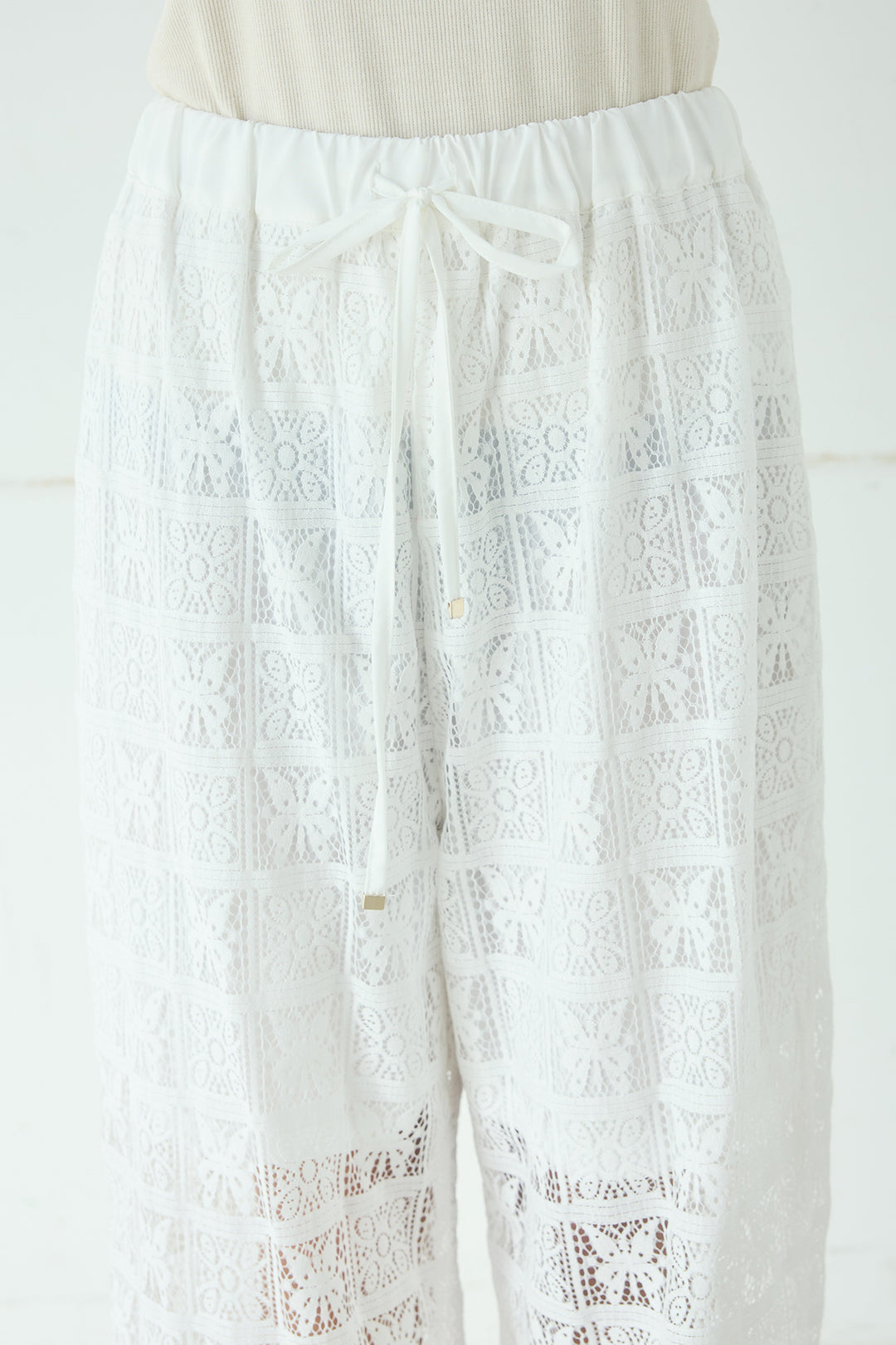 [SET]パッチワークレースショート丈フードシャツ+パッチワークレースイージーパンツ(2set)