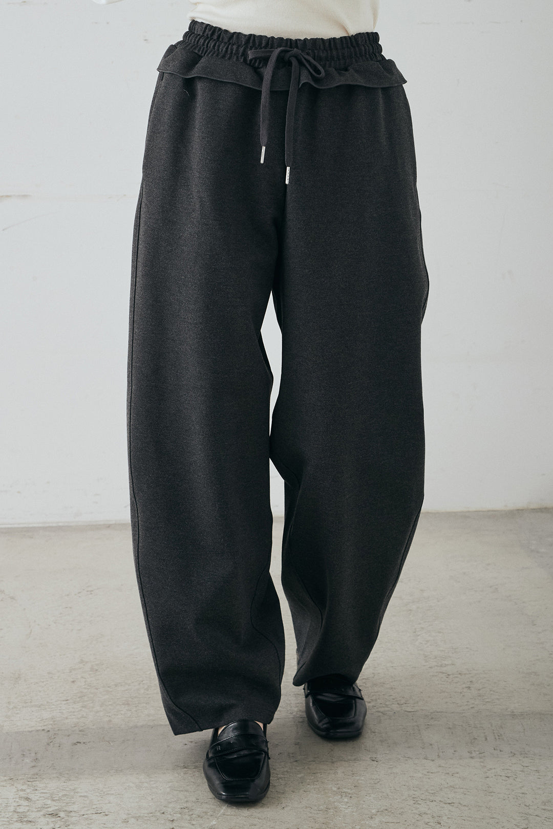 [SET]モコレースVネックカーディガン+カットダンボールウエストフリルカーブパンツ(2set)