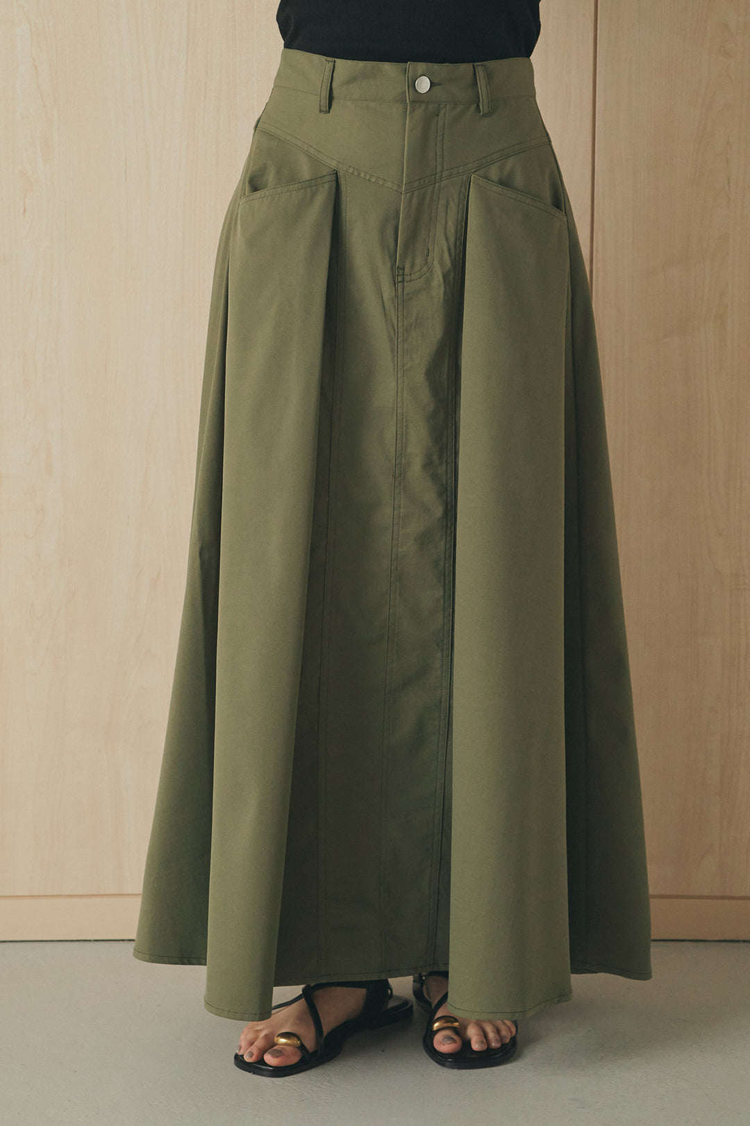 [SET]フロントテープデザイン半袖カーディガン+ミリタリーツイルタックフレアスカート(2set)