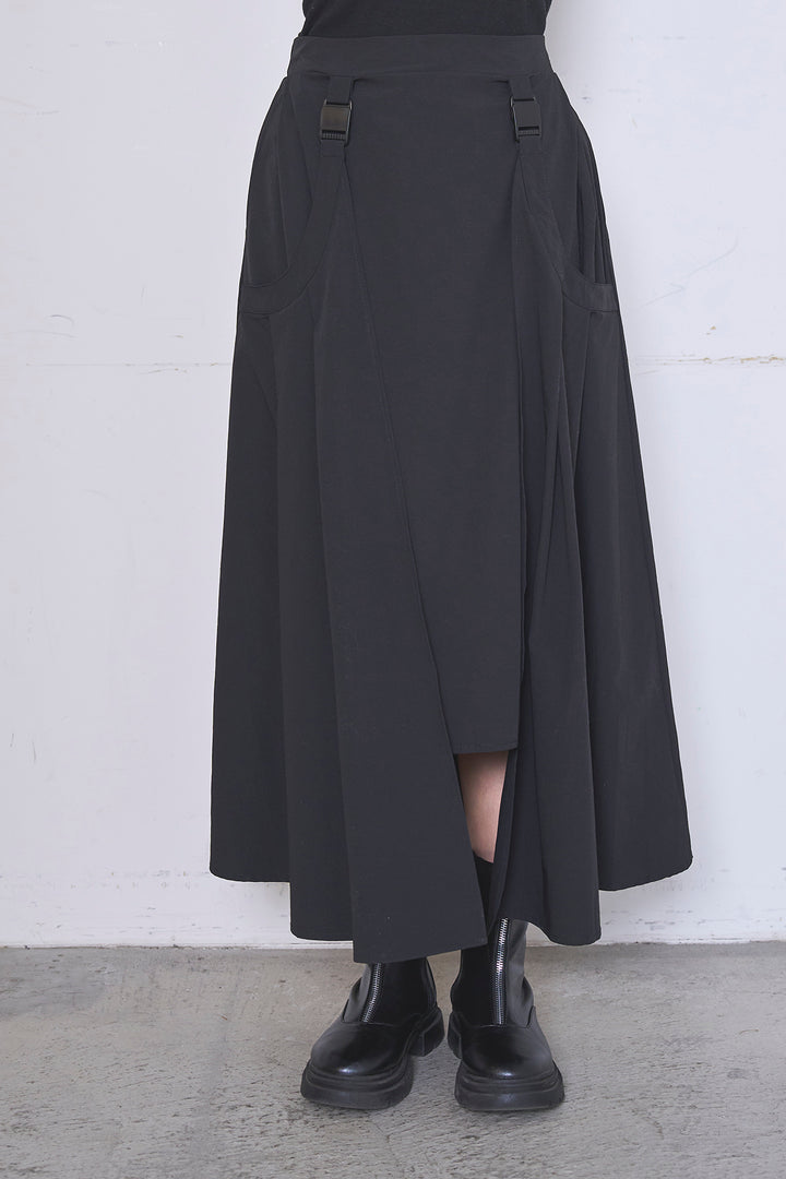 ラップレイヤードアシンメトリーデザインスカート