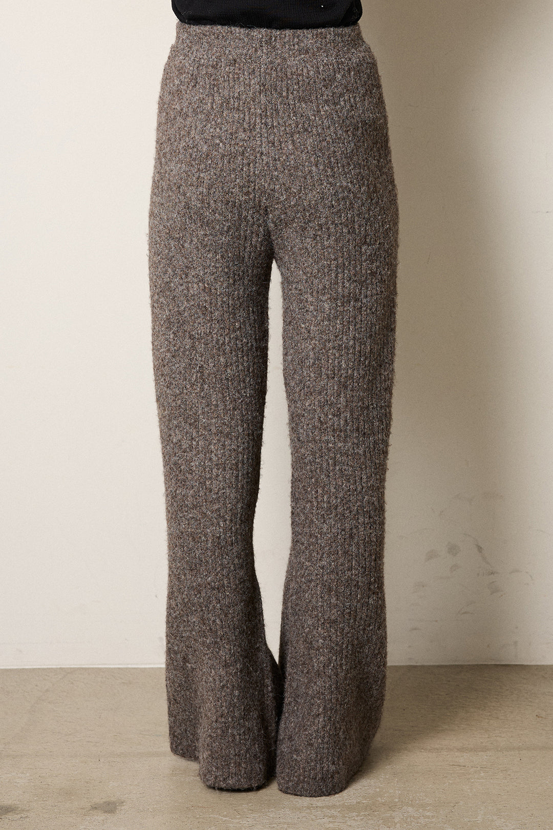 [SET]ルーズアニマルモヘアニットトップス+杢ニットリブフレアパンツ(2set)