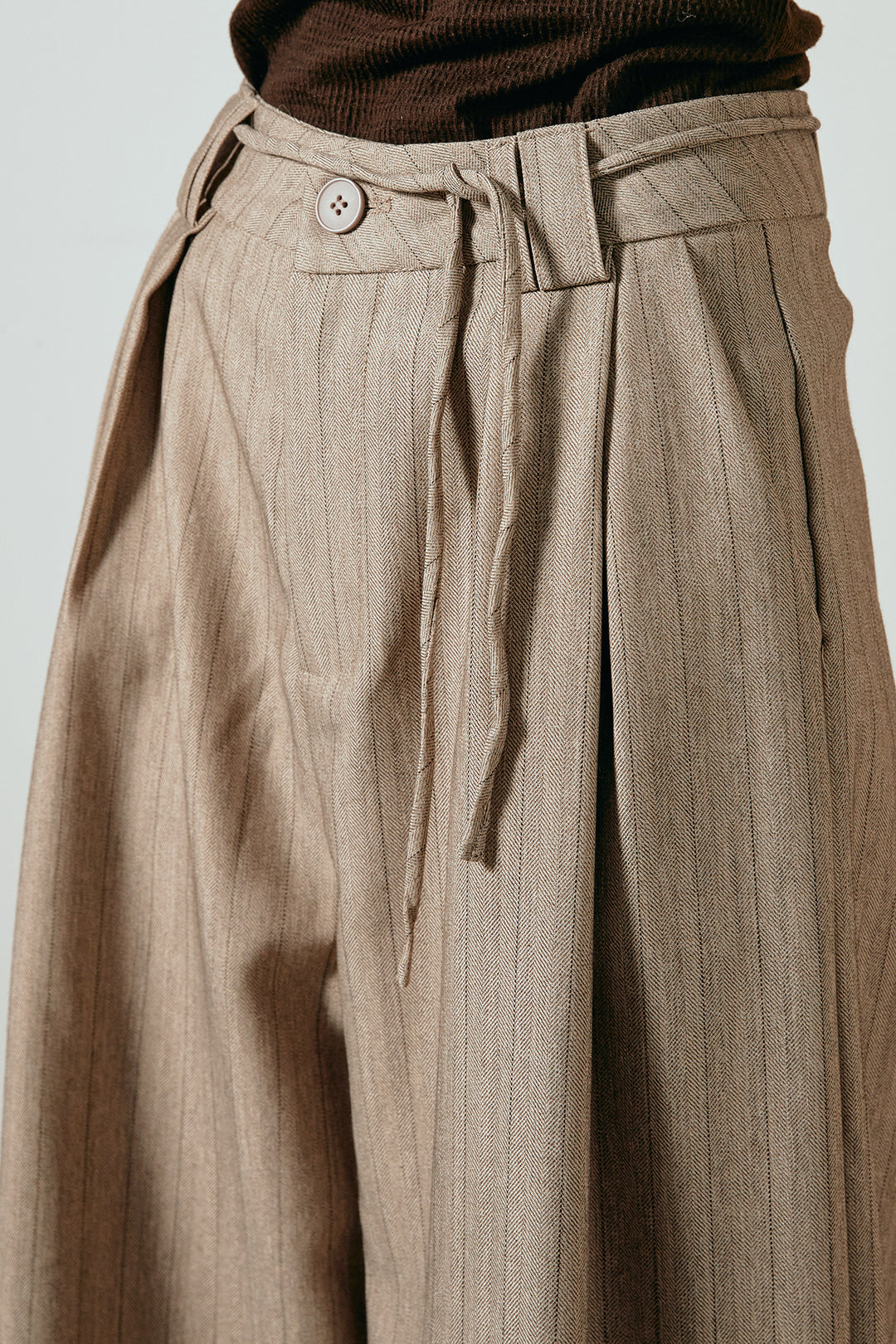 [SET]グラデーションラメニットキーネックプルオーバー+ストライプヘリンボーンパンツ(2set)