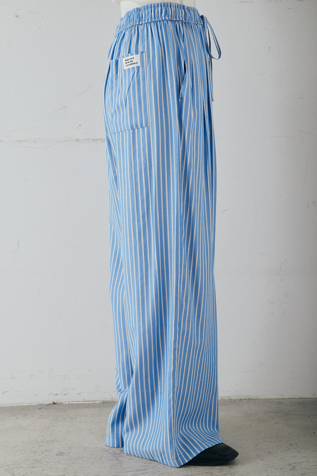 レーヨンストライプイージーワイドパンツ