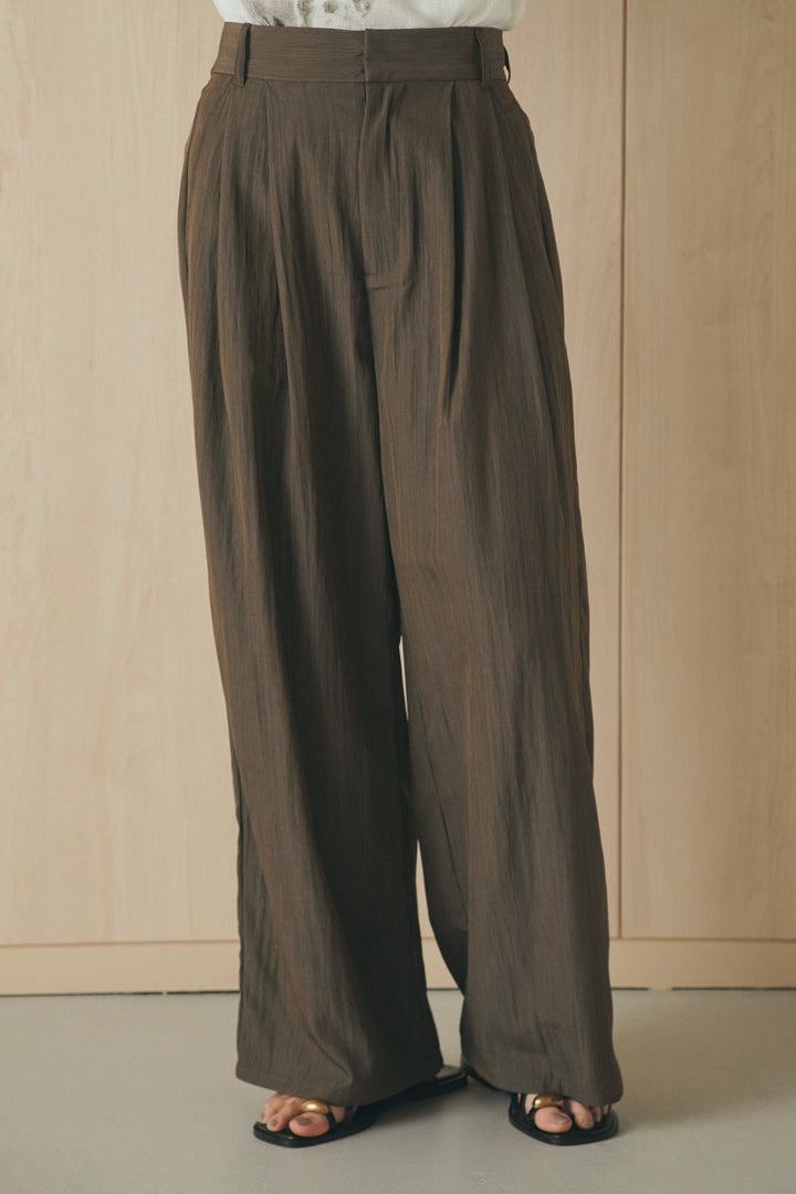 [SET]半袖モノトーングラフィックトップス+リネンライク2タックワイドパンツ(2set)