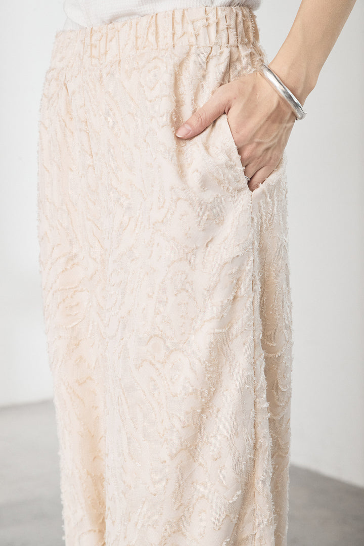 ジャガード柄ロングイージーワイドパンツ