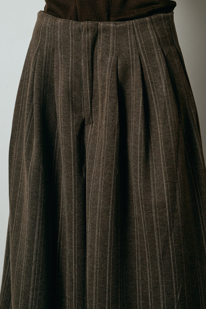 [SET]ネック巻きデザインニットトップス+タック入りマルチストライプ柄ワイドパンツ(2set)