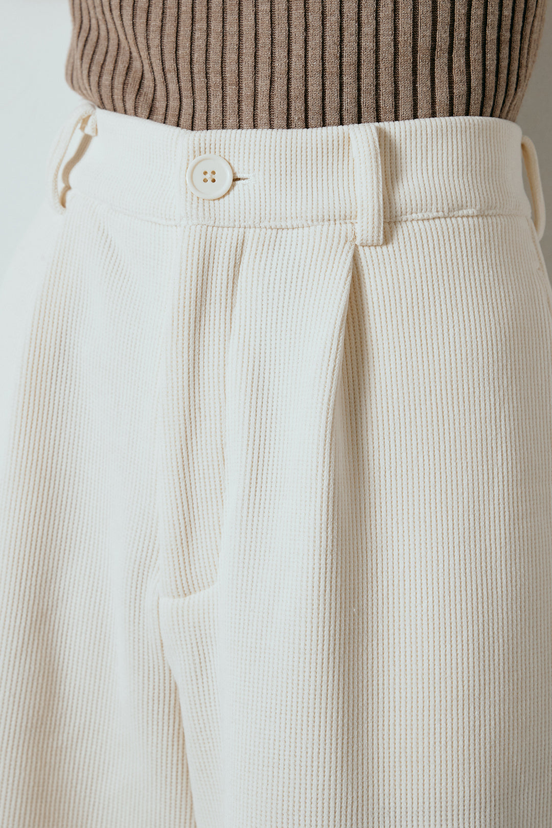 リラックスコーデュロイハーフパンツ