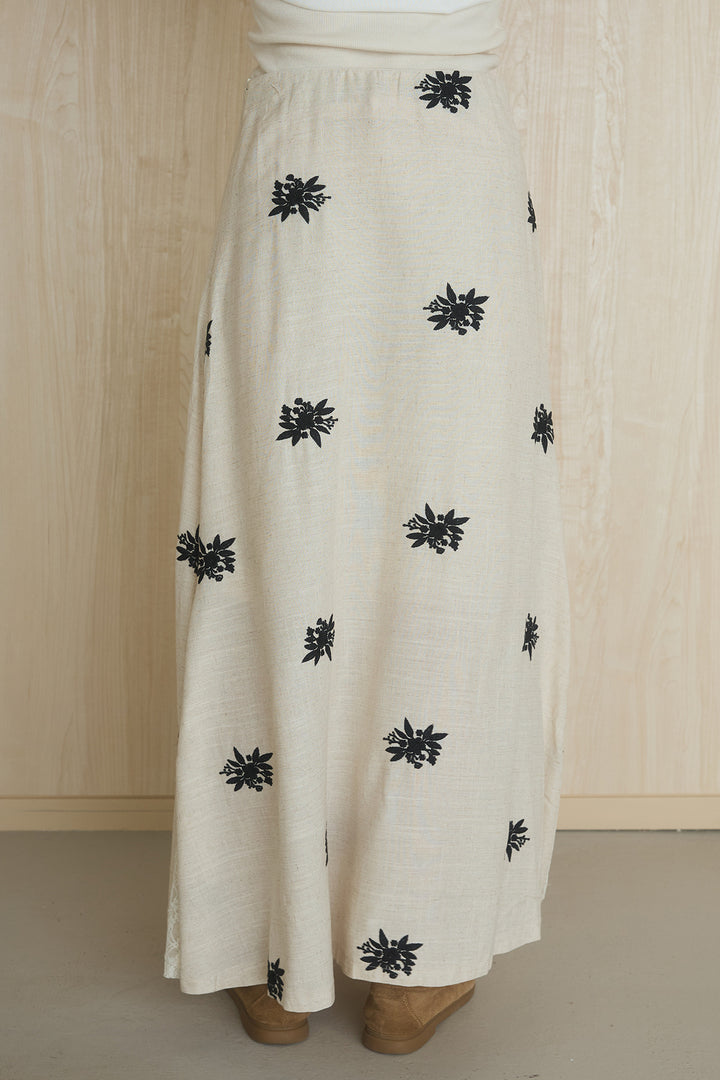 [SET]麻混襟付きトップス+レースコンビフラワー刺繍柄スカート(2set)