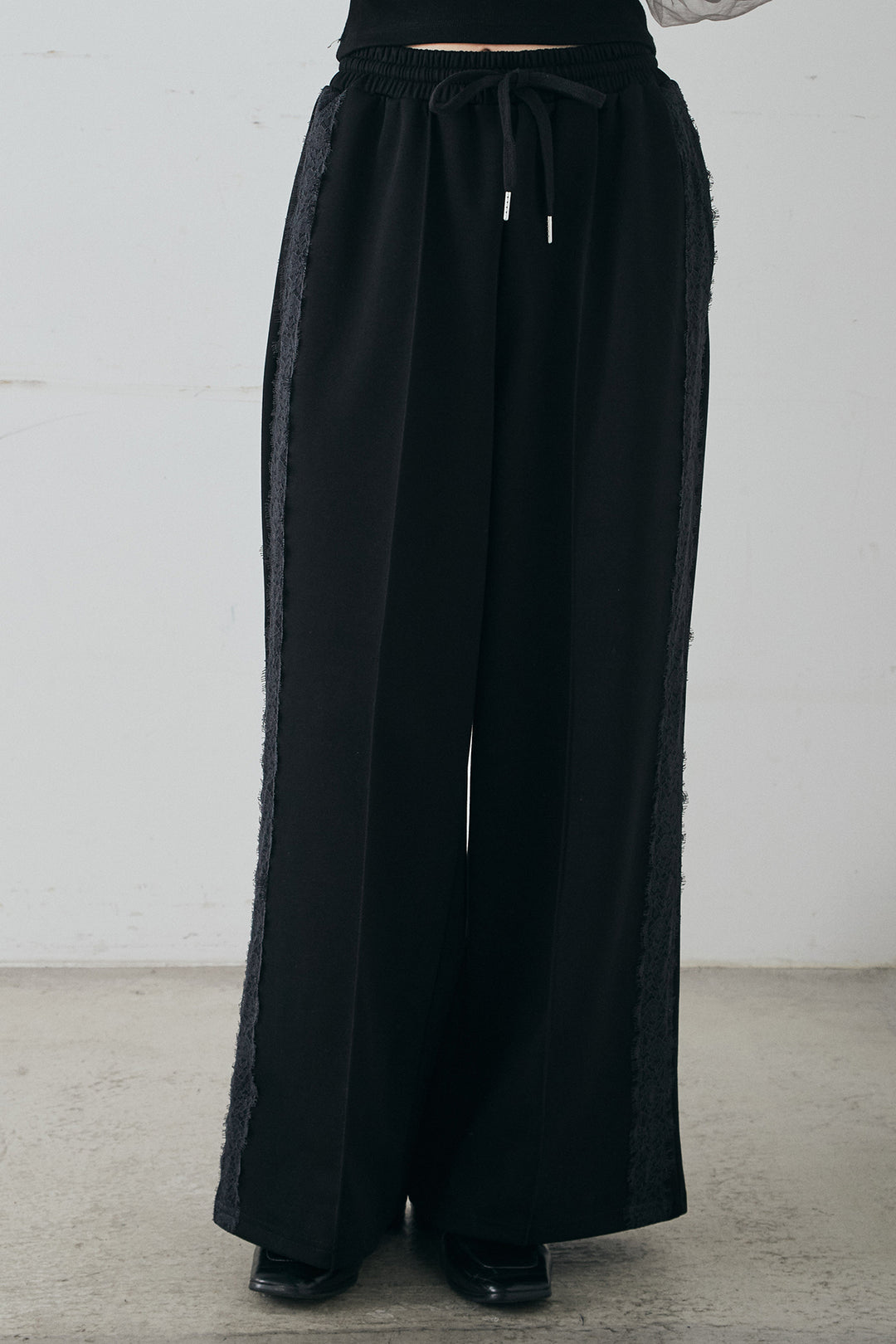 [SET]エアリーチュールスリーブシアーブルゾン+Wフェイスカットソーサイドレースラインパンツ(2set)