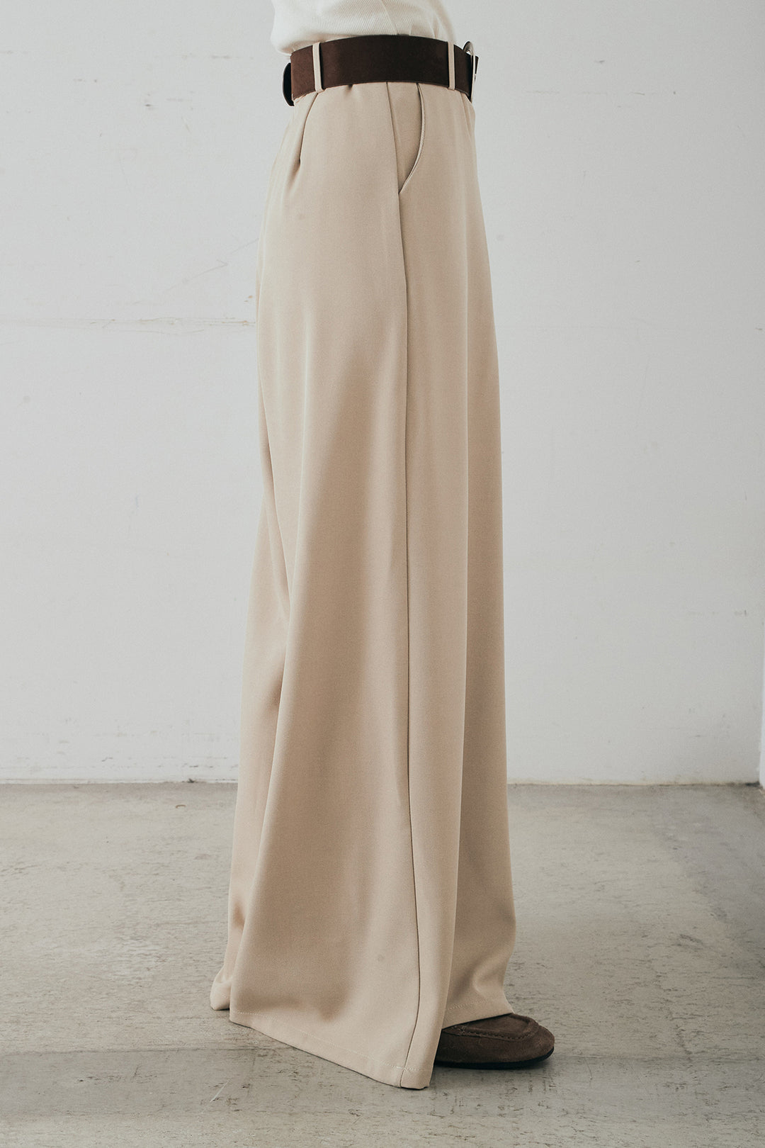 [SET]モコレースVネックカーディガン+太ベルト付きフロントタックパンツ(2set)