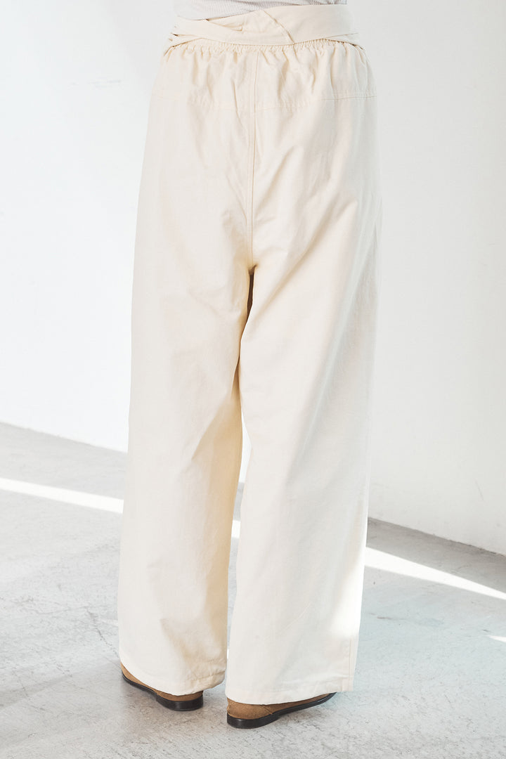 [SET]メッシュフリンジ切り替えプルオーバー+合繊ツイルスタンドウエスト巻きジョガーパンツ(2set)