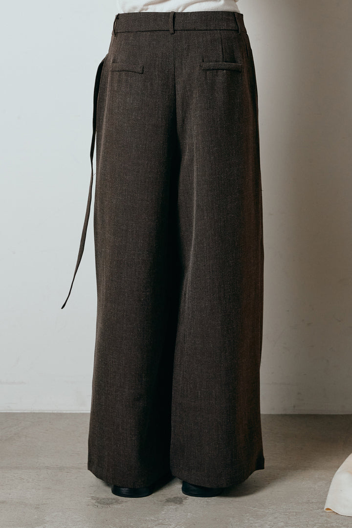 ラップ巻きワイドスラックス