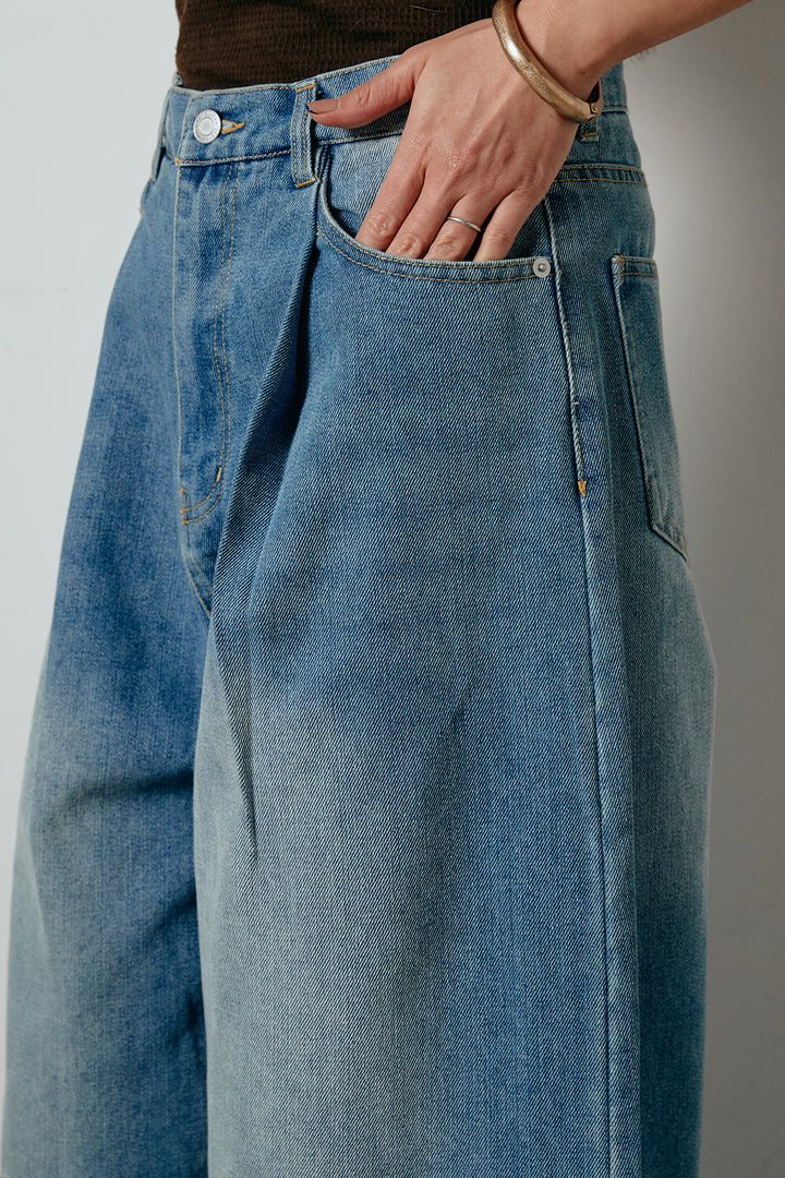 加工デニムタックコクーンワイドパンツ