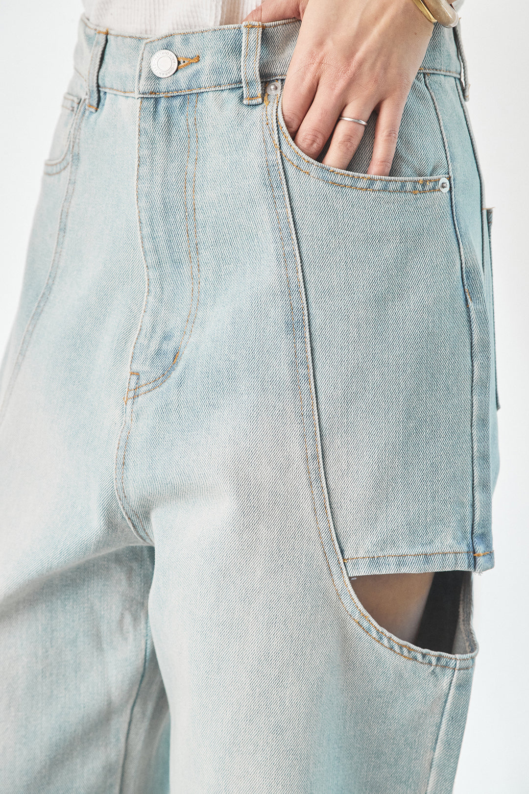 [SET]ケーブルVニットセーター+デニムサイドカットパンツ(2set)