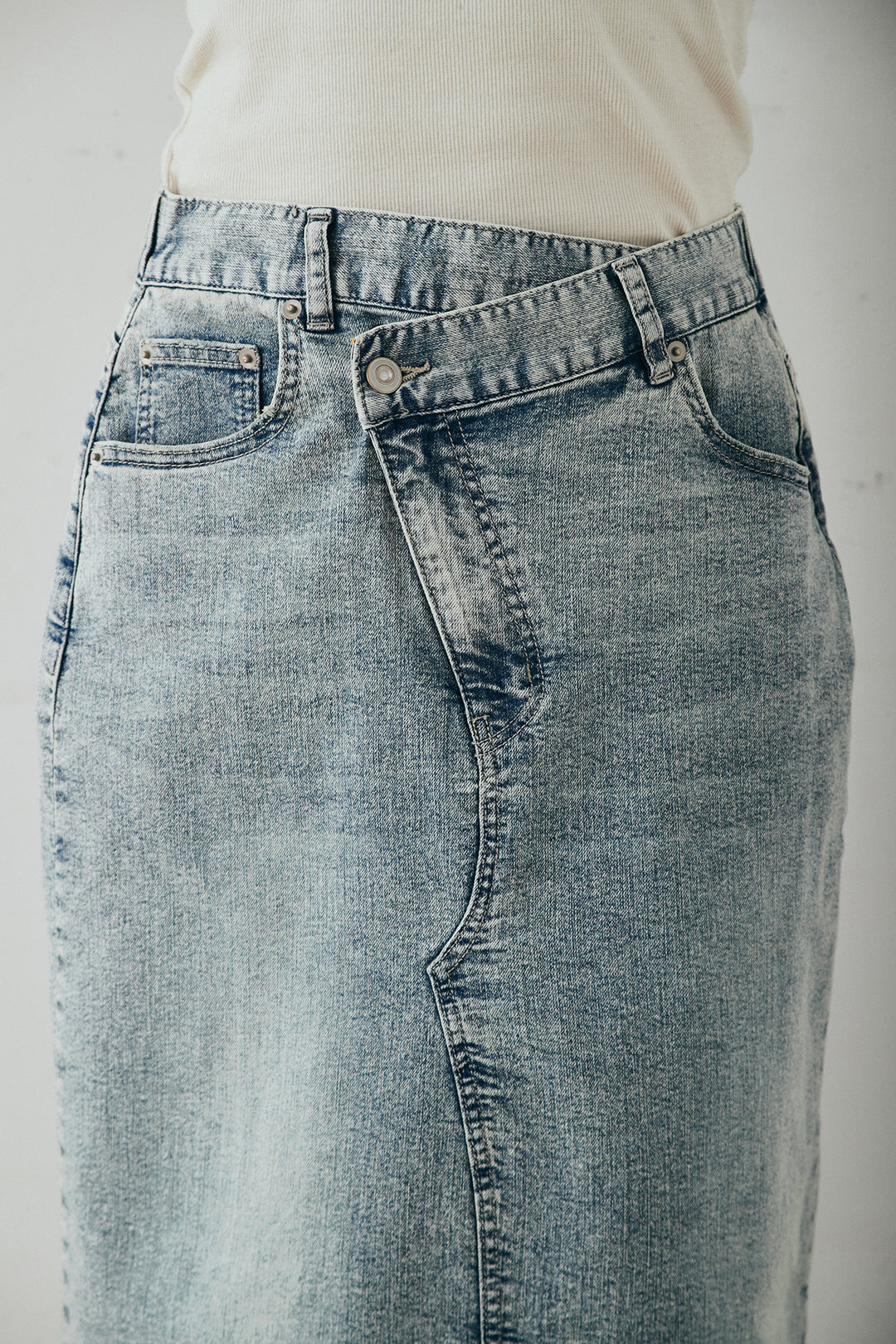 ウエストクロスデニムタイトスカート