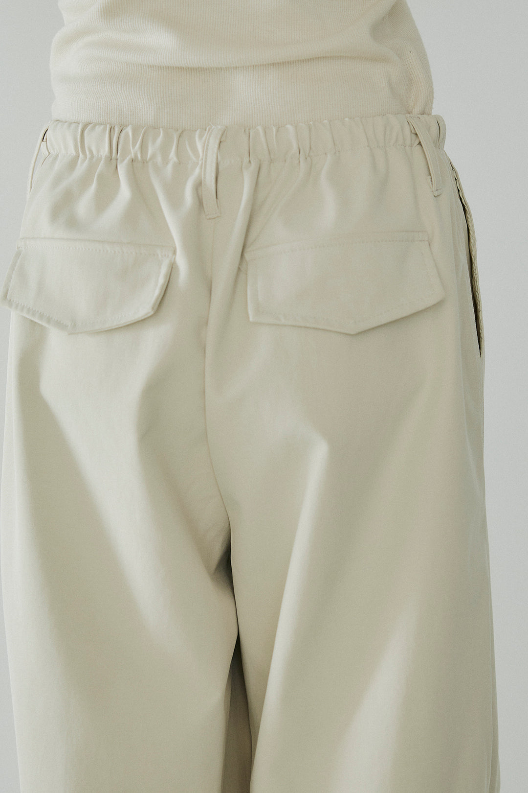 [SET]グラフィックサムデイワイドクロップドT+ニーサイドタックウエストドロストパンツ(2set)