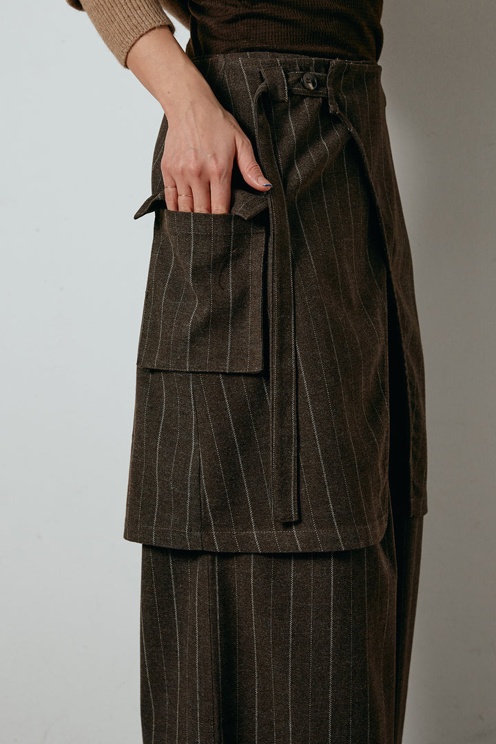 [SET]襟付きレイヤードニットトップス+細ストライプレイヤードデザインパンツ(2set)