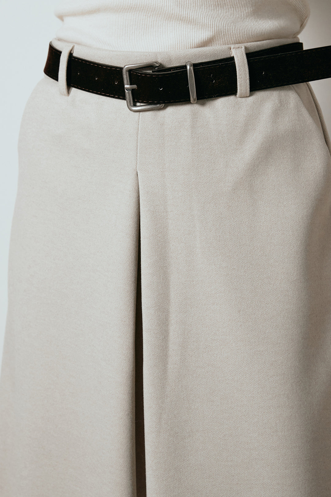 [SET]パターンランダム編みニットトップス+ベルト付きフロントタックデザインパンツ(2set)