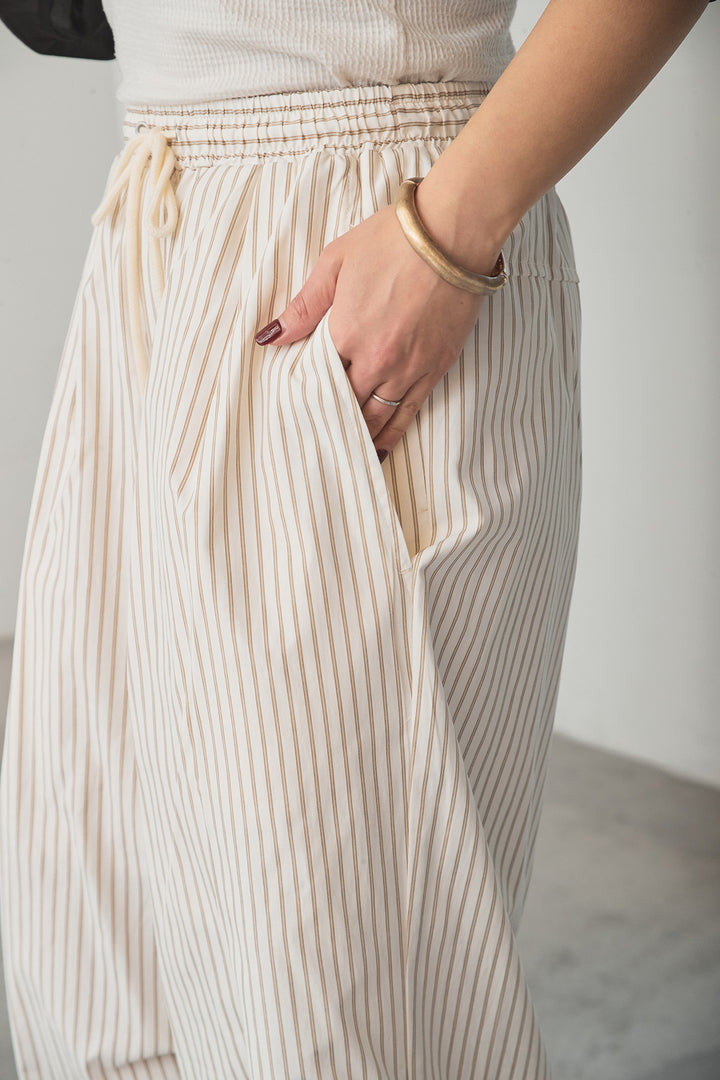 [SET]長袖アソートフォトTシャツ+ストライプウエスト巻きジョガーパンツ(2set)