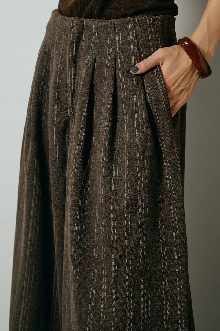 [SET]ネック巻きデザインニットトップス+タック入りマルチストライプ柄ワイドパンツ(2set)