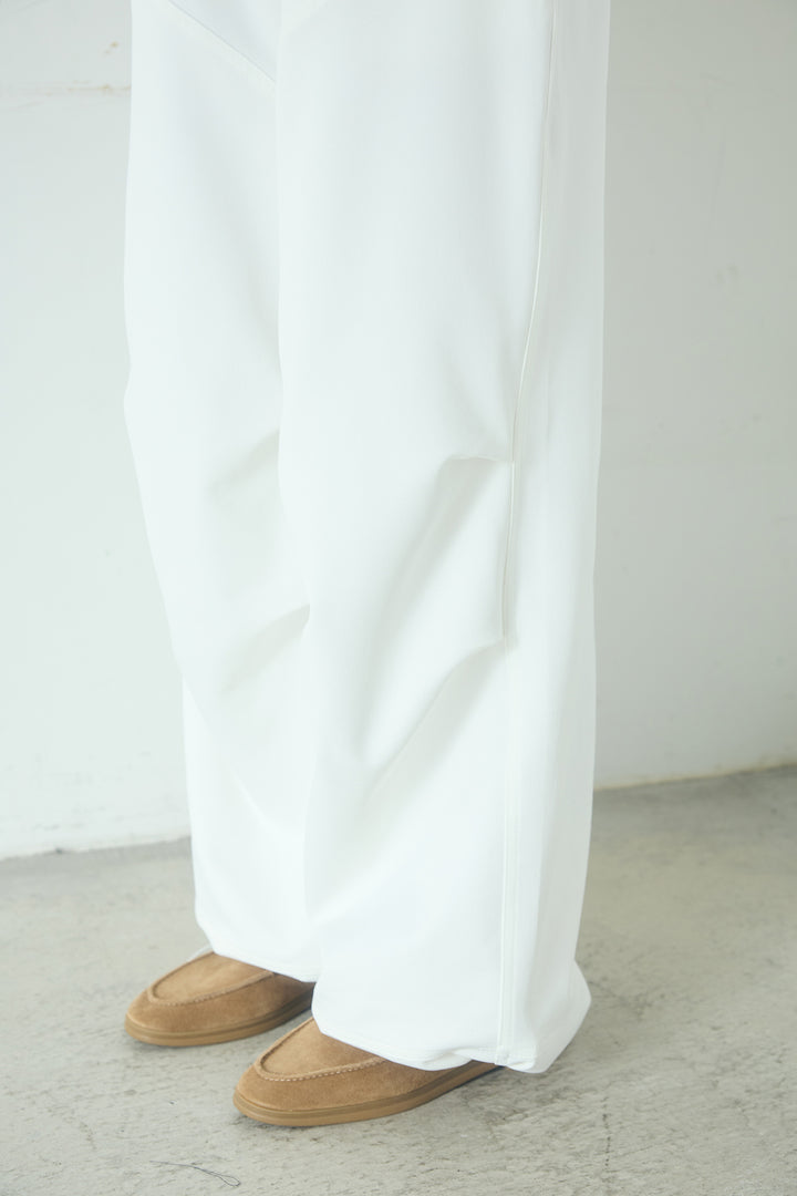 [SET]クリアダンボールプルオーバー+ランダムタックデザインワイドパンツ(2set)