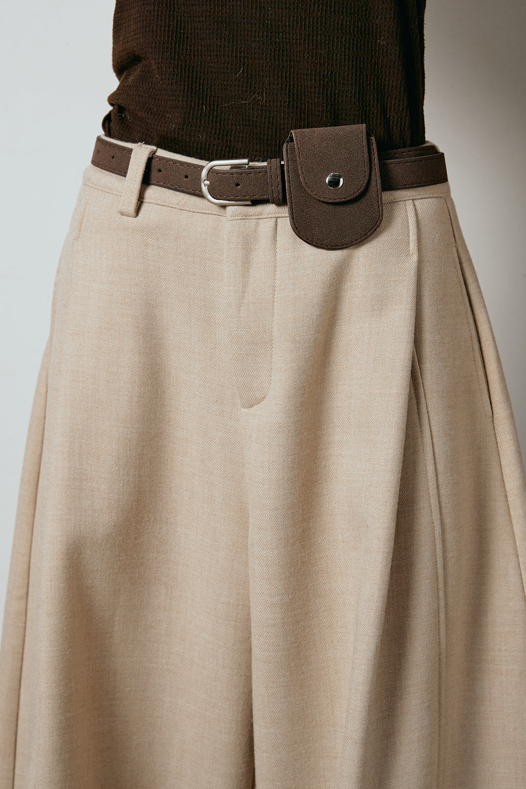 [SET]ループ編みVネックニットカーディガン+ポーチベルト付きカーブパンツ(2set)