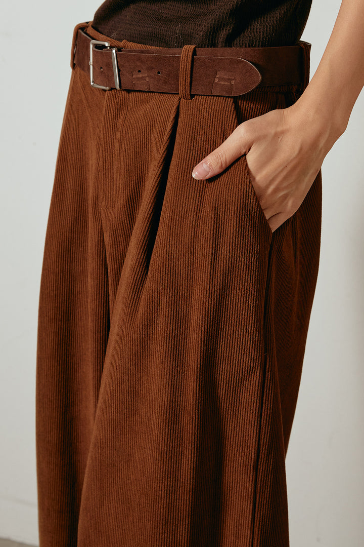太ベルト付きコーデュロイタックパンツ