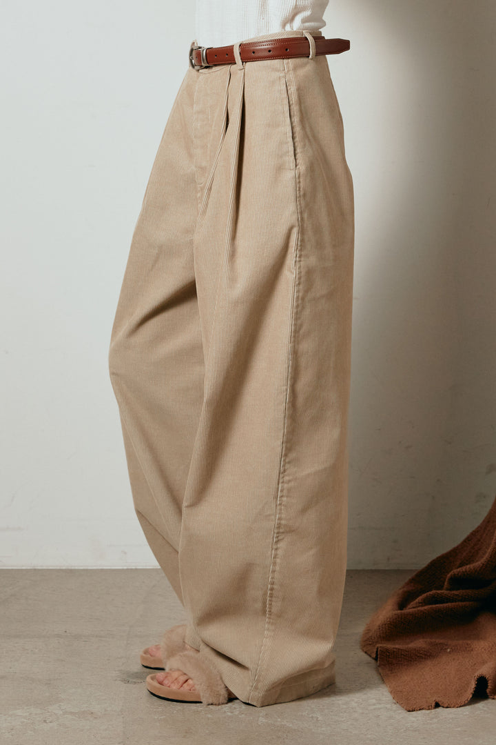 [SET]グラデーションラメニットキーネックプルオーバー+フロントタック入りコーデュロイパンツ(2set)