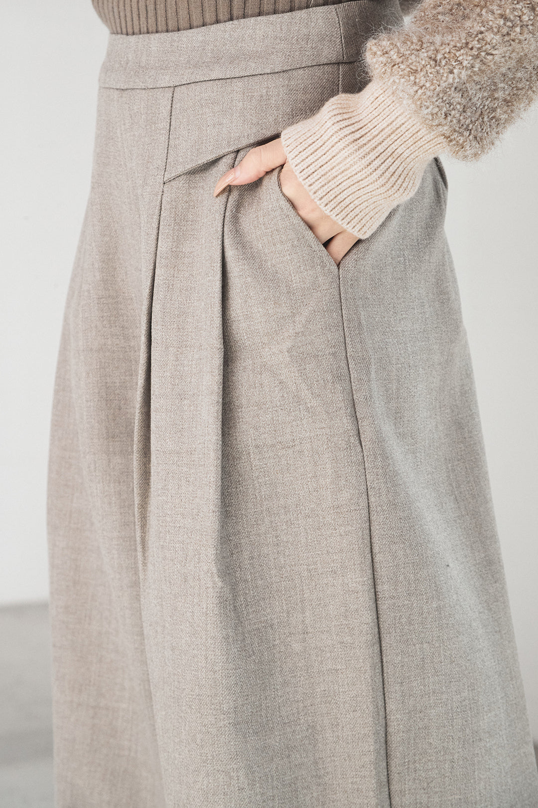 イレギュラータックワイドパンツ