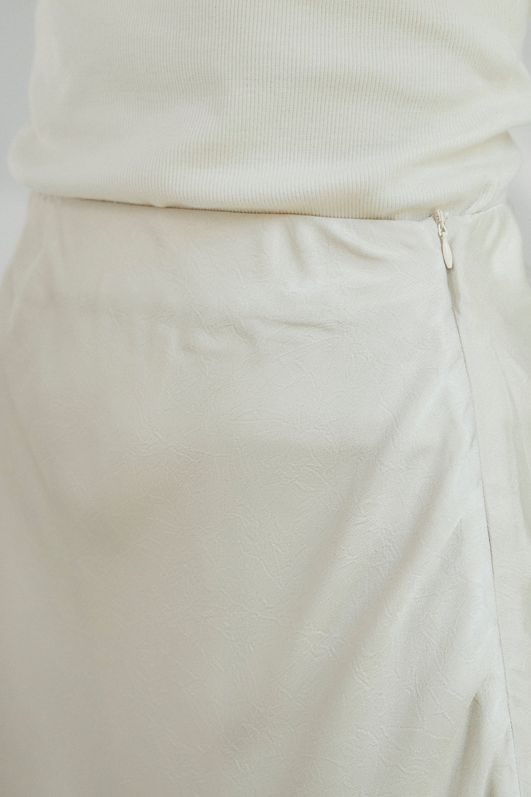 [SET]レースハーフジップアップフーディー+バイアスナローサテンスカート(2set)