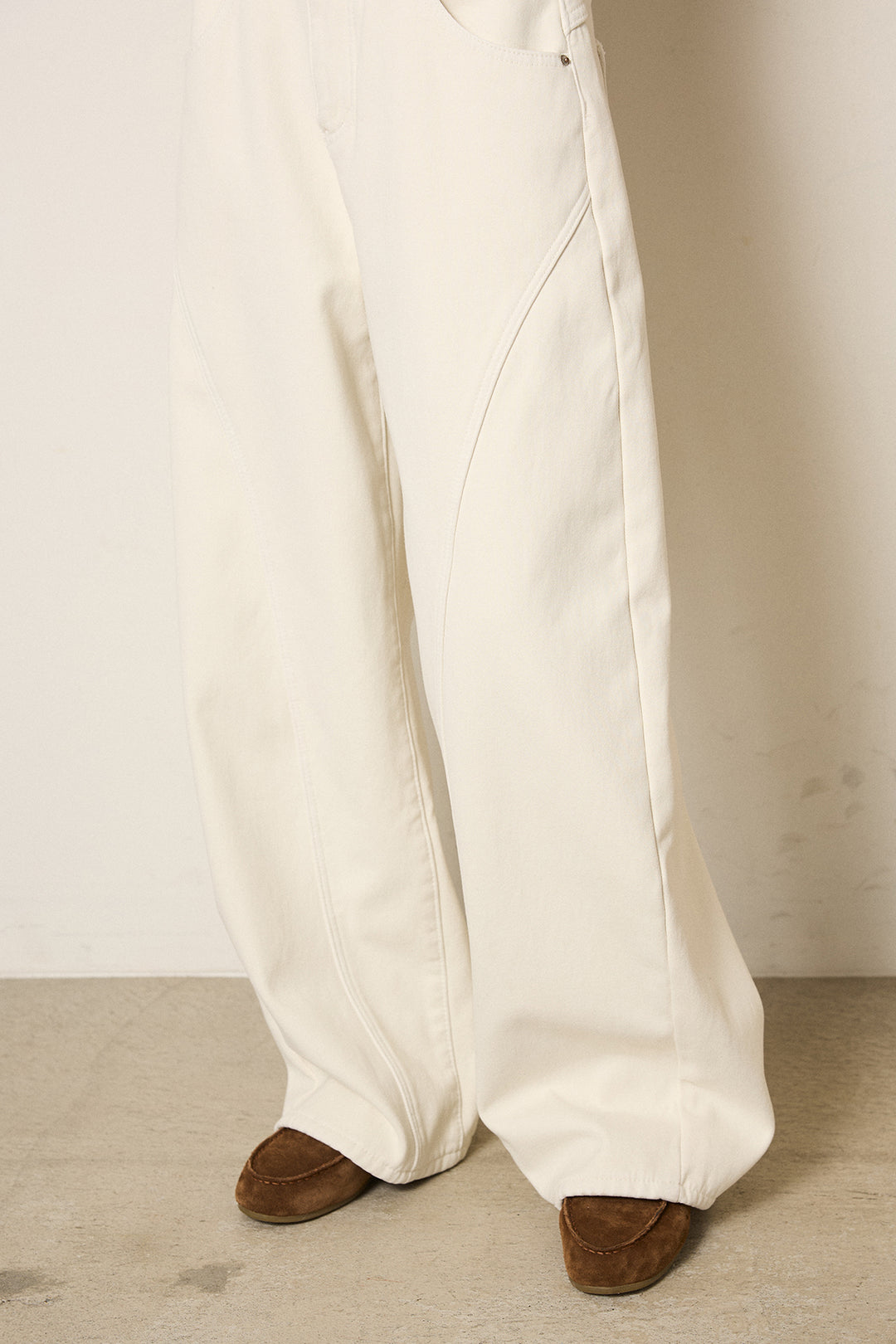 ベルト付きカジュアルカーブワイドパンツ